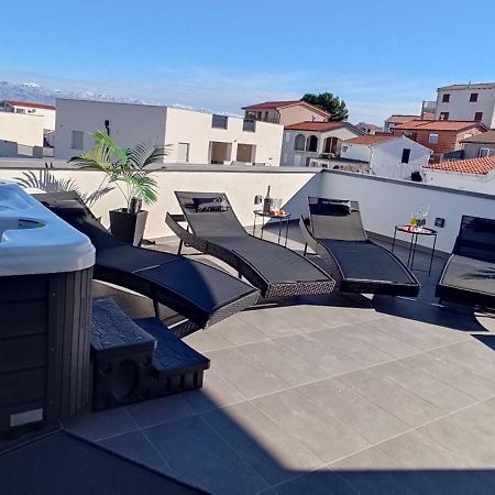 Luxurioeses Penthouse Welle Mit Whirlpool, Grill Und Meerblick Vir Ngoại thất bức ảnh