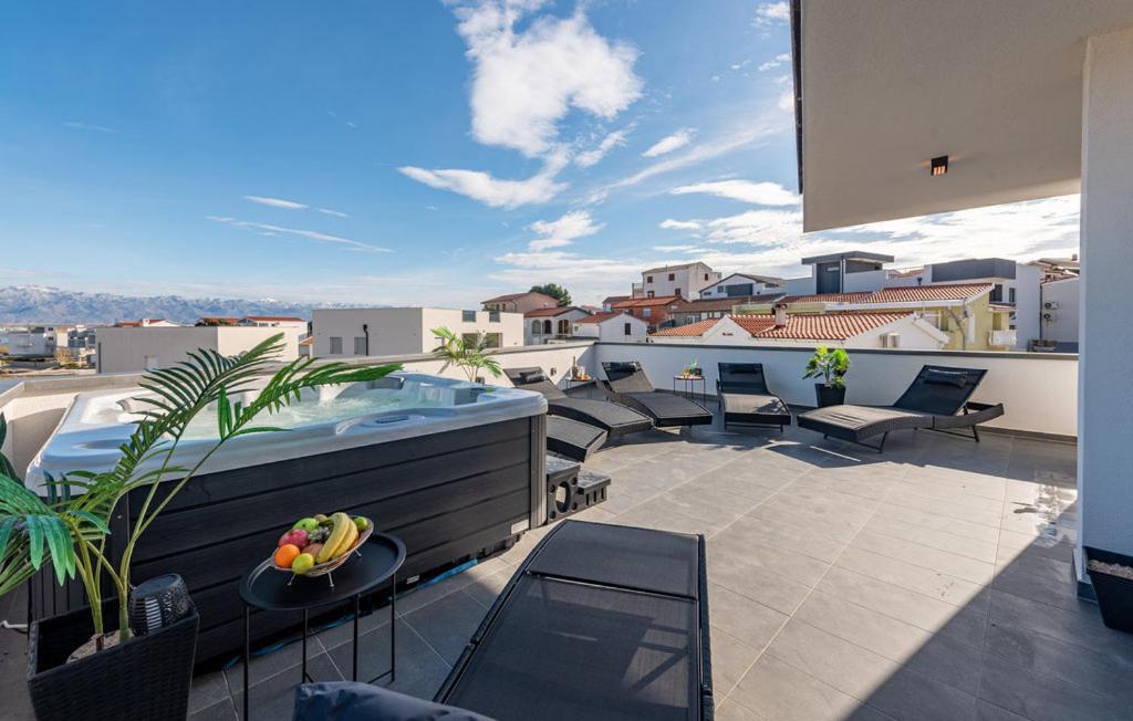Luxurioeses Penthouse Welle Mit Whirlpool, Grill Und Meerblick Vir Ngoại thất bức ảnh